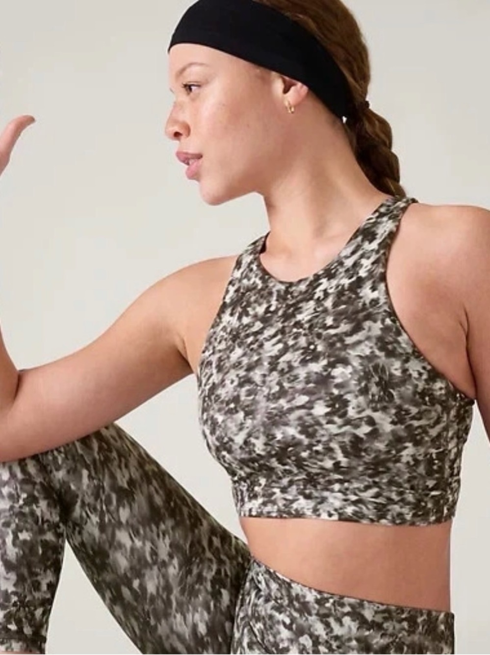 Athleta conscious crop bra Opaline Floral Black & white size small